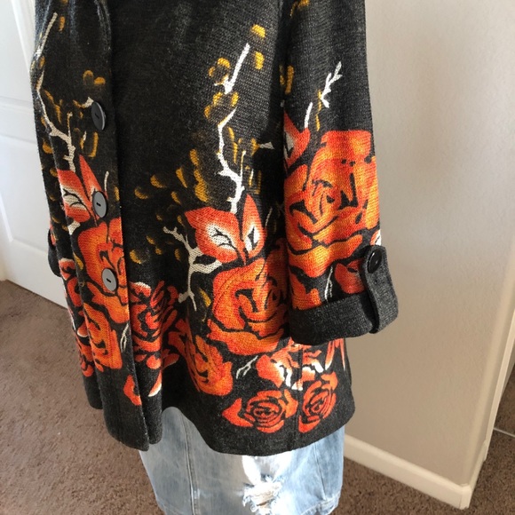 Dark gray floral sweater jacket - Picture 3 of 8